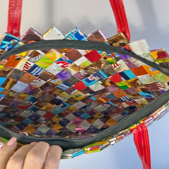 Nahui Ollin Candy Wrapper Handbag, Designer handbag from recycled candy wrappers - Picture 3 of 12
